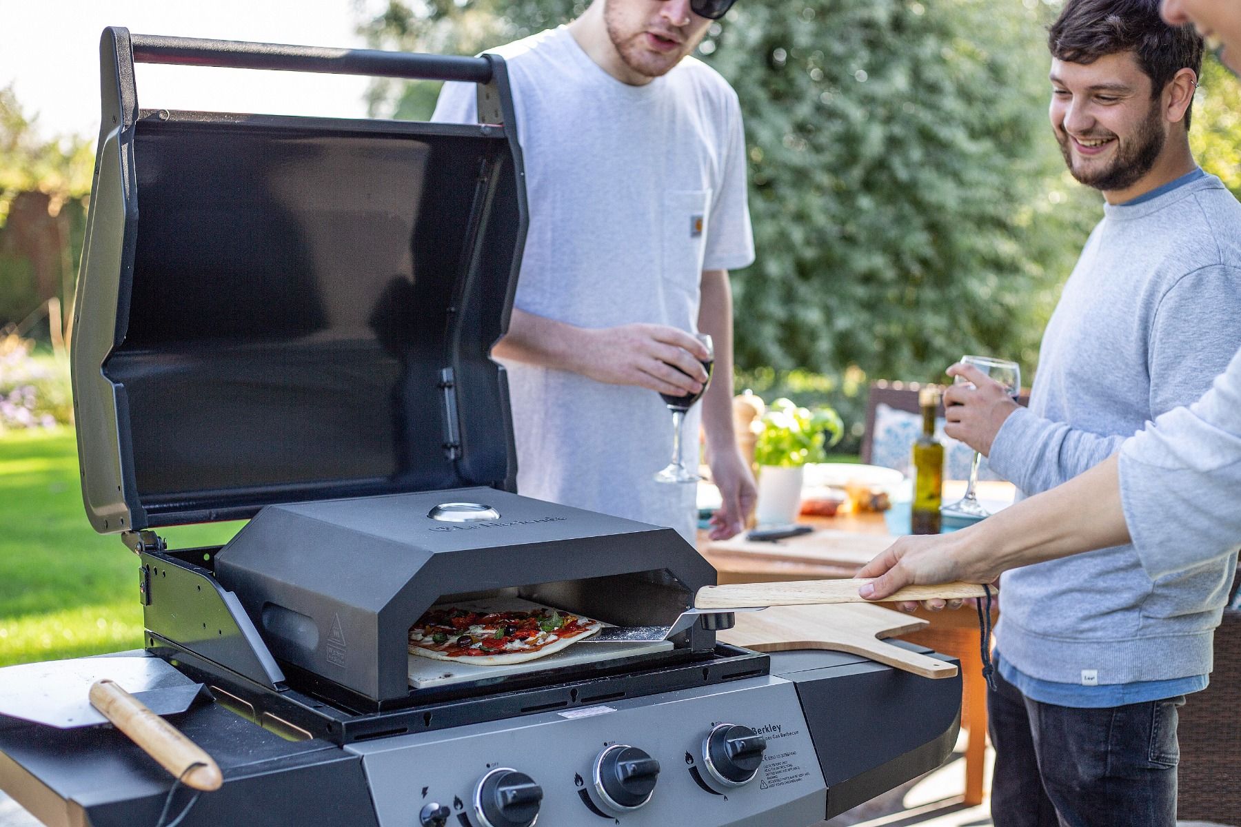 La Hacienda Firebox BBQ Pizza Oven (Black)