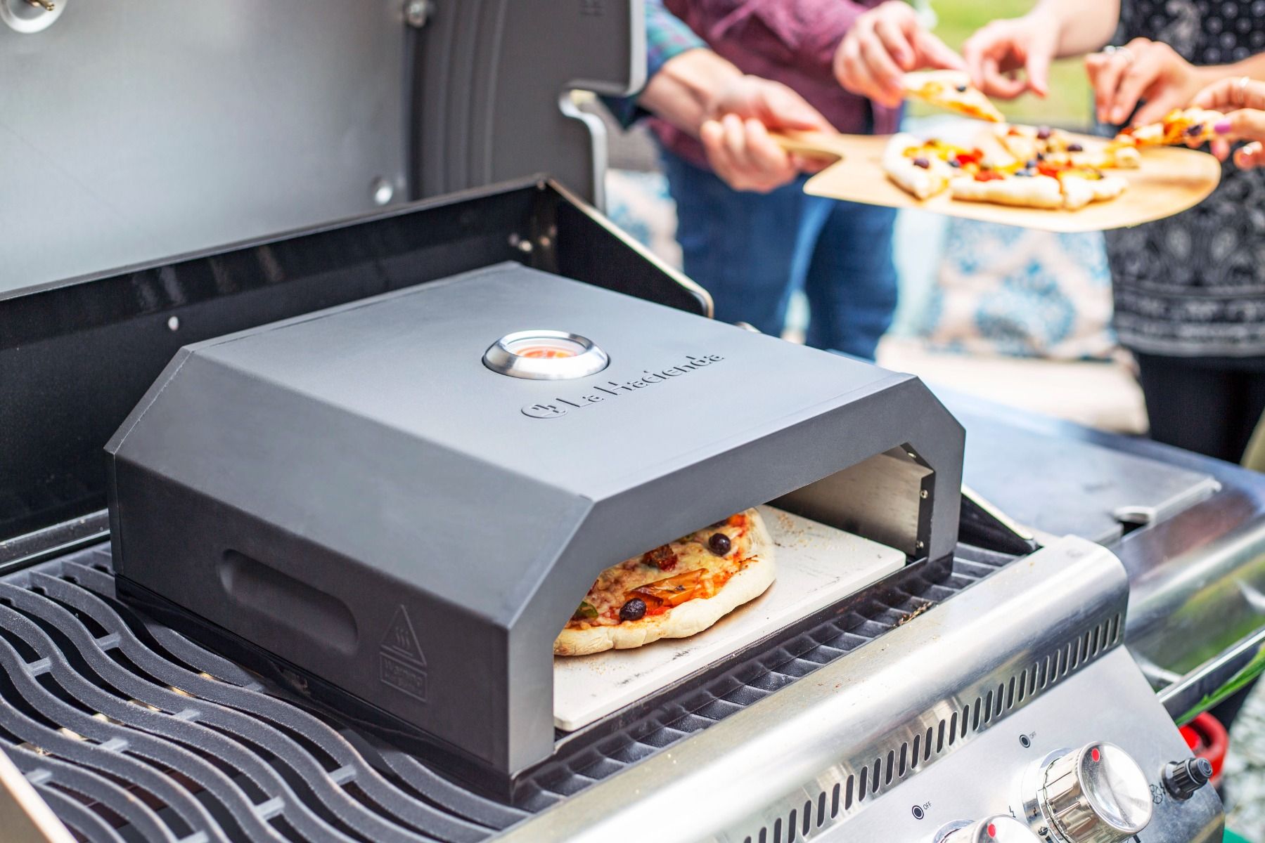 La Hacienda Firebox BBQ Pizza Oven (Black)