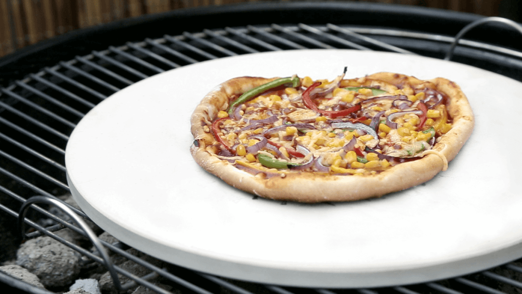 zelf-pizza-maken-in-pizza-oven