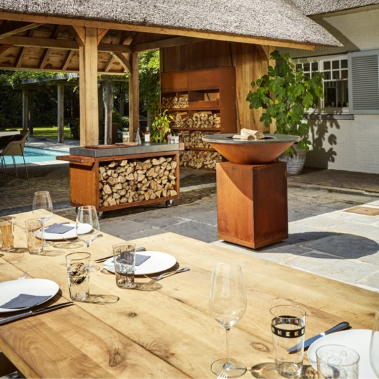 Paasbrunch klaarmaken met de OFYR Paasbrunch klaarmaken met de OFYR